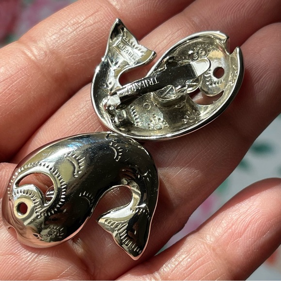 TRIFARI | Vintage | Silver Tone Fish Southern Theme Earrings Necklace Set 18" - Picture 2 of 12